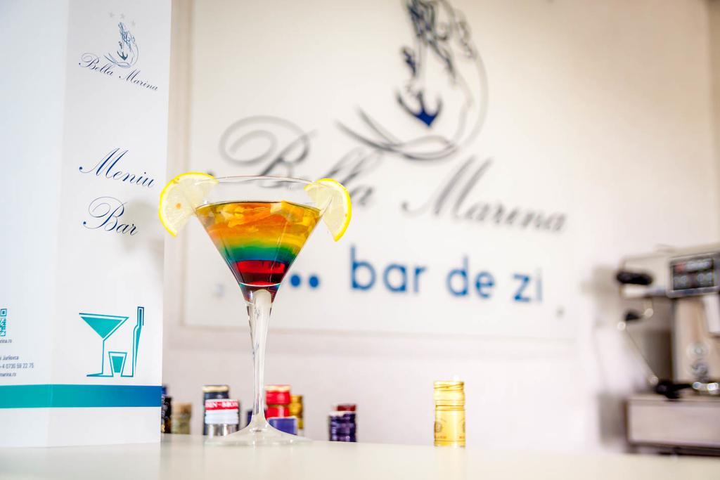 Hotel Bella Marina Юриловка Екстериор снимка